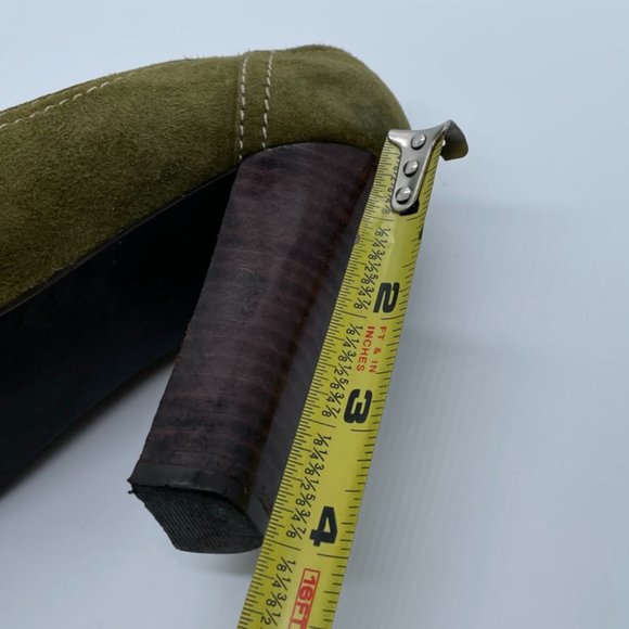 Anne Klein Sport Heels- Green Suede Heels size 6M - Picture 12 of 12